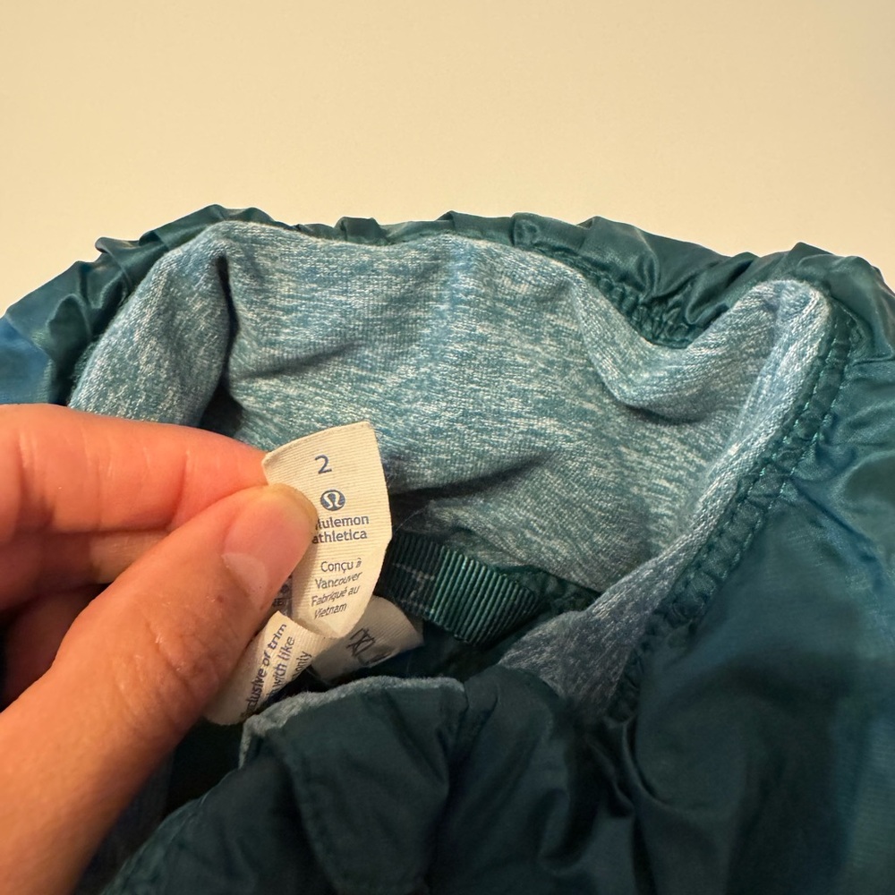 Lululemon Athletica Green Quilted Vest - Picture 6 of 7